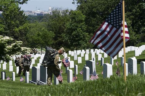 Arlington Cemetery A Year In Pictures Politico