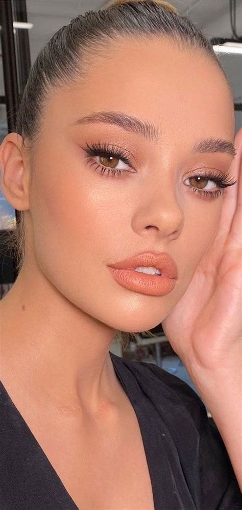 49 Incredibly Beautiful Soft Makeup Looks For Any Occasion Brown Eye Makeup Look Soft Makeup