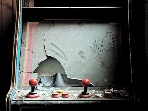 The Eerie World Of Abandoned Arcade Games