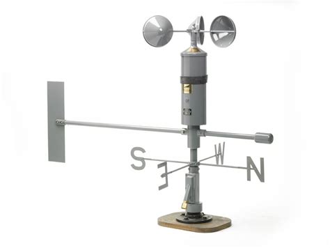 In Line Cup Anemometer And Wind Direction Vane Munro Instruments