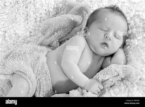 New Born Baby Girl Sleeping 9 Days Old Stock Photo Alamy