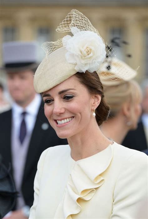 You Can Get Kate Middletons Fave Pearl Earrings For 11