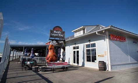 8 pcs (1 svg) 9.69. John's Pass - Madeira Beach, Florida - Original Hooters