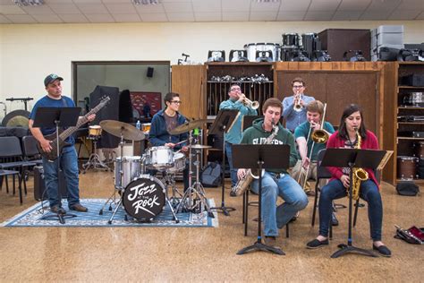 Shades Of Bublé To Feature Sru Jazz Ensemble During Nov 3