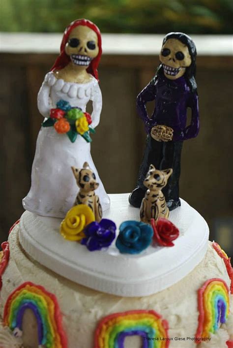 Lesbian Wedding Cakes