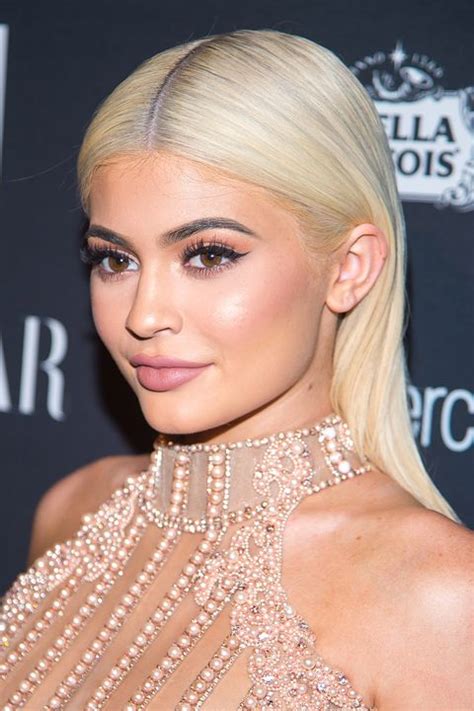 Kylie Jenner Makeup 33 Times We Wanted To Copy Her Look