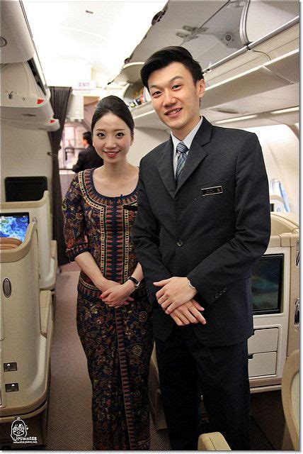 Singapore airline male cabin crew. 【シンガポール】シンガポール航空客室乗務員/Singapore Airlines Cabin crew ...