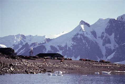 Antarctica Horror Uks Territorial Claim At Risk As Russia Threatens