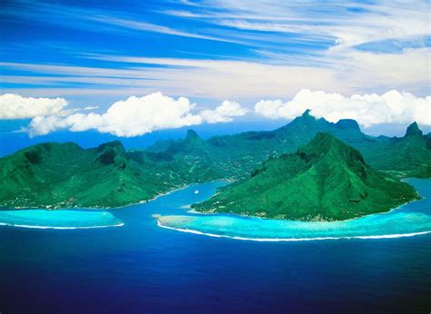 Cooks Bay And Opunohu Bay Moorea Island French Polynesia