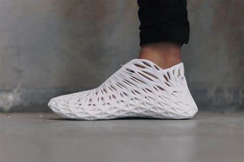 This Parametric 3d Printed Sneaker Is Made Entirely Out Of One Single