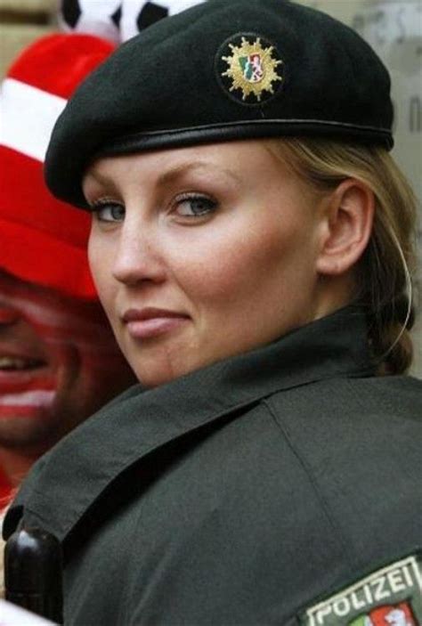 german army women officers female police officer germany female cop female soldier female
