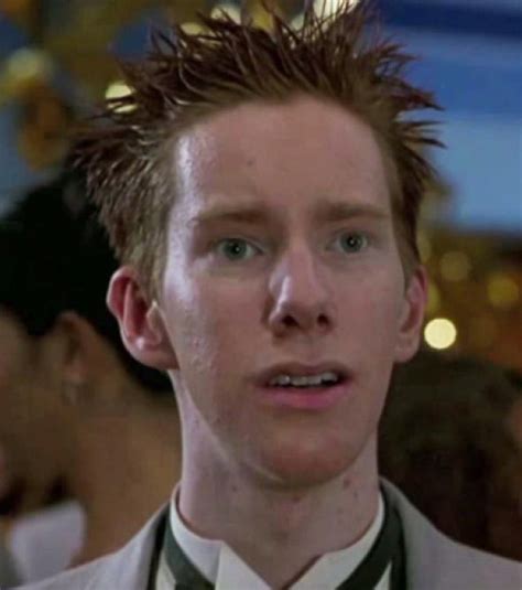 Chuck the shermanator sherman is an acquaintance and a friend of jim, finch, oz, kevin, and stifler. American Pie : 18 ans plus tard, voici ce qu'ils sont devenus!