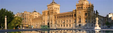 It has a population of 309,714 people. Sleep in Valladolid - Fascinating Spain