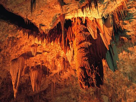 Cavern Stalactites In The Big Room Carlsbad Caverns New Mexico