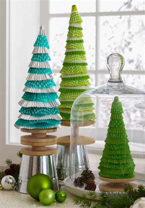 30 Festive Christmas Holiday Crafts You Can Make Right Now