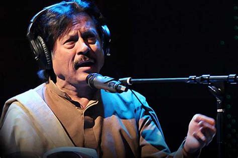 Legendary Singer Attaullah Khan Esakhelvi Hospitalized Entertainment