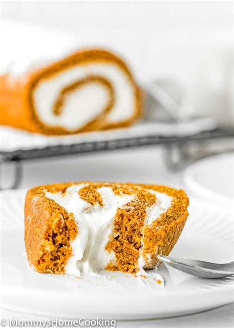 Eggless Pumpkin Roll Mommy S Home Cooking