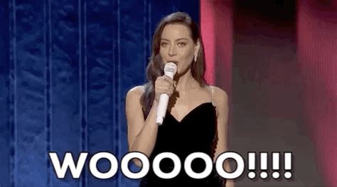 Excited Aubrey Plaza Gif By Film Independent Spirit Awards Find