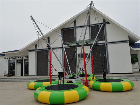 4 Person Inflatable Bungee Trampoline With Trailer Carnival Rides