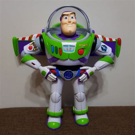 Ultra Rare Toy Story Buzz Lightyear With Utility Belt