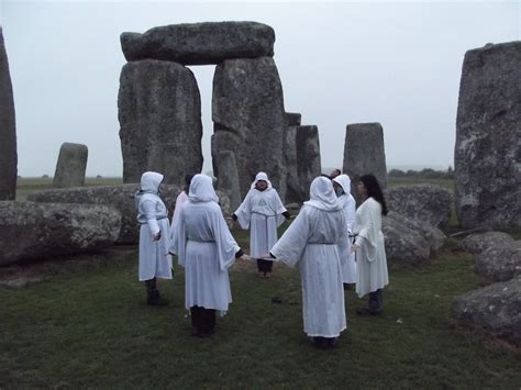 40 Breathtaking Photos Of Culture Rich Stonehenge And Avebury In