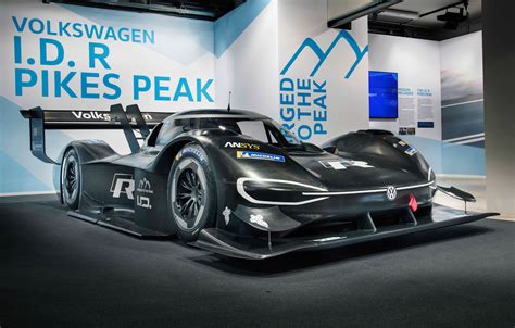Vw Id R Pikes Peak Racer Accelerates Faster Than An F1 Car