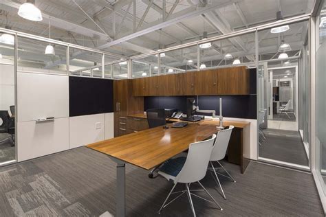 Modern Office Space Corporate Interiors Dirtt Dirtt Environmental