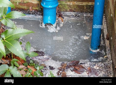 Blocked Drain Hi Res Stock Photography And Images Alamy