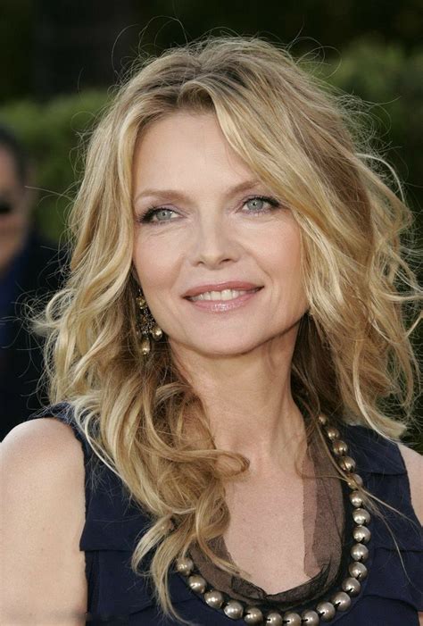 Michelle Pfeiffer Wedge Hairstyles Fringe Hairstyles Older Women