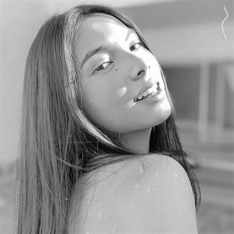 Luna Kawashima A Model From Mexico Model Management