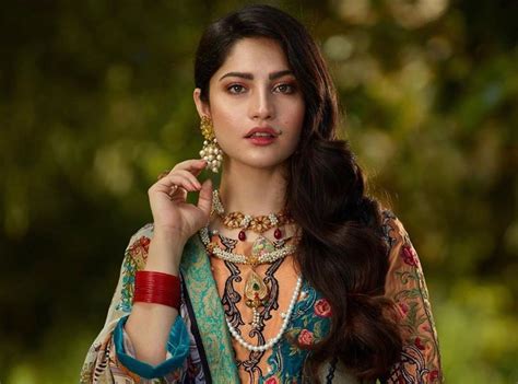 Neelam Muneer Wallpapers Wallpaper Cave