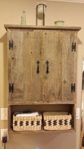 If you're lucky enough to have a metal medicine cabinet you have unlimited opportunities for magnetic magic. Pin by Jessica Pence on Bathroom Ideas | Rustic medicine ...