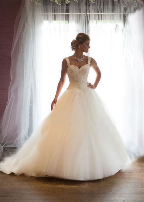 Freya Wedding Dress
