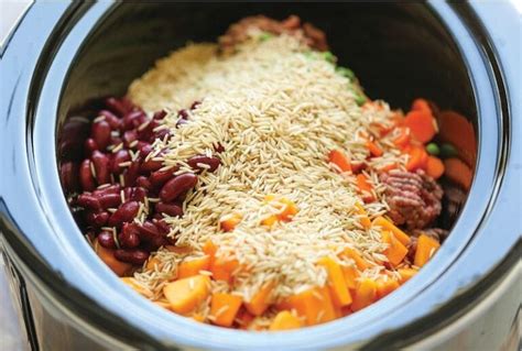 7 Best Crockpot Recipes For Dogs