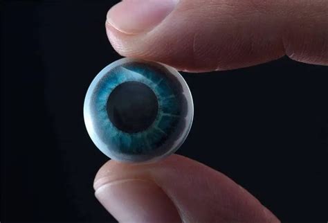 Worlds First Truly Smart Contact Lens Will Feature Built In Display