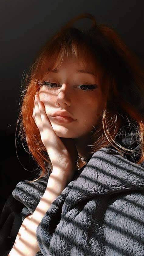 redhead red hair altgirl alt alternative y2k selfie pretty eyeliner grunge makeup gingergirl