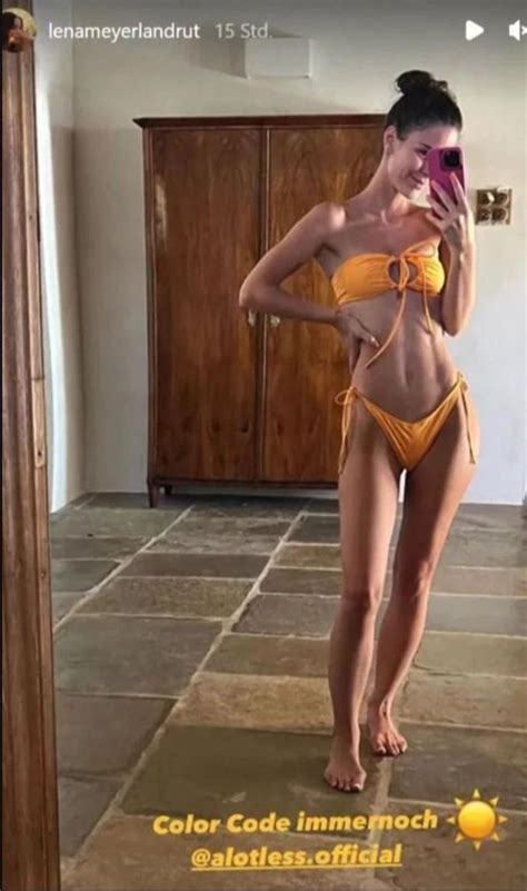 Lena Meyer Landrut Begeistert Mit Sexy Bikini Pose