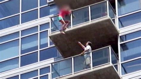 Comic Con Stuntmen Race To Rescue San Diego Woman On Apartment Ledge