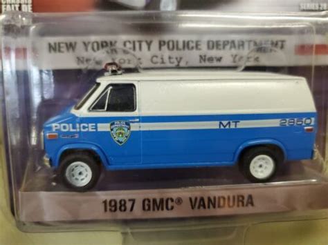 Greenlight Nypd 1987 Gmc Vandura Van New York City Police Department