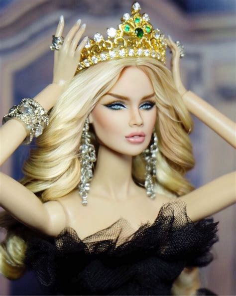 Pin By Lisa Ray On Barbie Dolls In 2022 Glamour Dolls Beautiful Barbie Dolls Barbie Dress