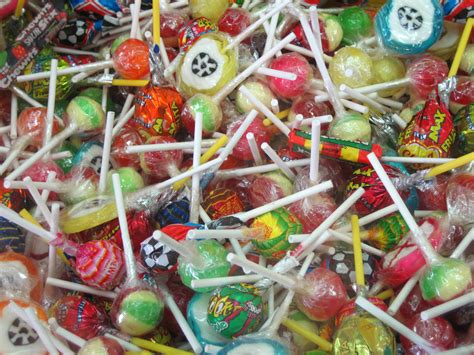 File:Various candy and lollipops, 2007.jpg - Wikimedia Commons