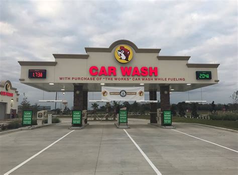 598 e hwy 332, lake jackson. Buc-ee's Beaver on Twitter: "What's better than visiting ...