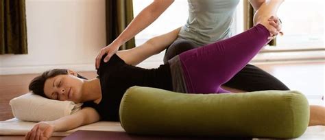 The Benefits Of Giving A Thai Massage Thai Massage Full Body Massage