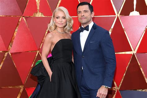 Kelly Ripas Husband Mark Consuelos Loves Her Bikini Bod Access