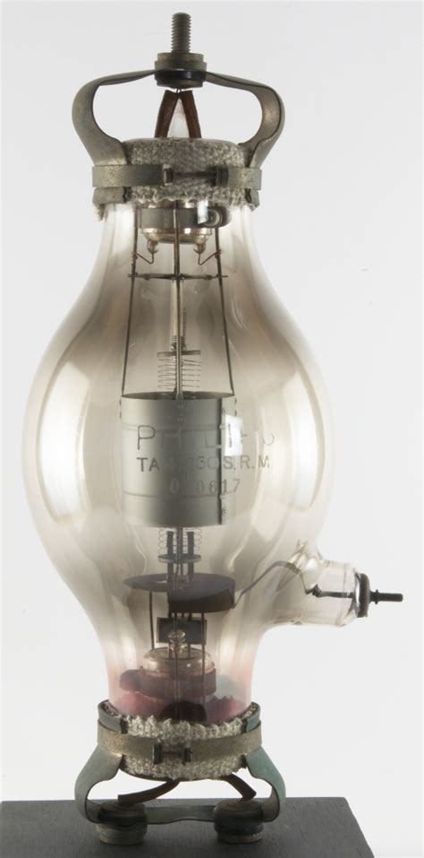 philips ta4 250 s r m air cooled transmitting triode