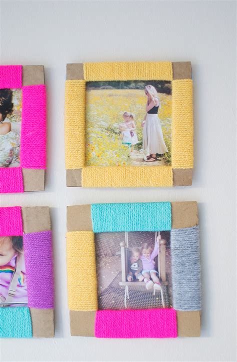 These little diy photo holder stands are so easy to create. How To Make A Cardboard DIY Photo Frame