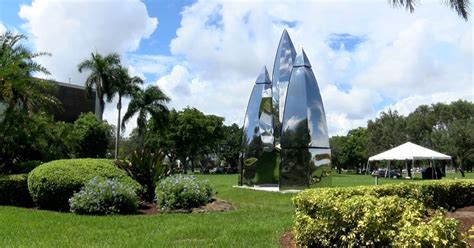 New Sculpture In Boca Raton Speaks To Love Of Aviation