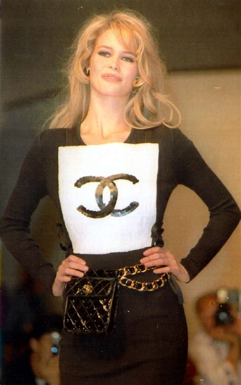 As Claudia Schiffer Celebrates 30 Years In Fashion Look Back At Her Best Supermodel Moments