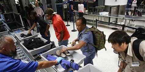Hundreds Of Tsa Workers Are Calling Out Sick As The Government Shutdown Rages On