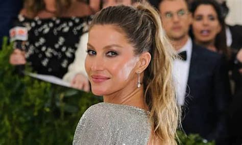 Giselebundchen Latest News Pictures And Videos Hello Page 3 Of 9